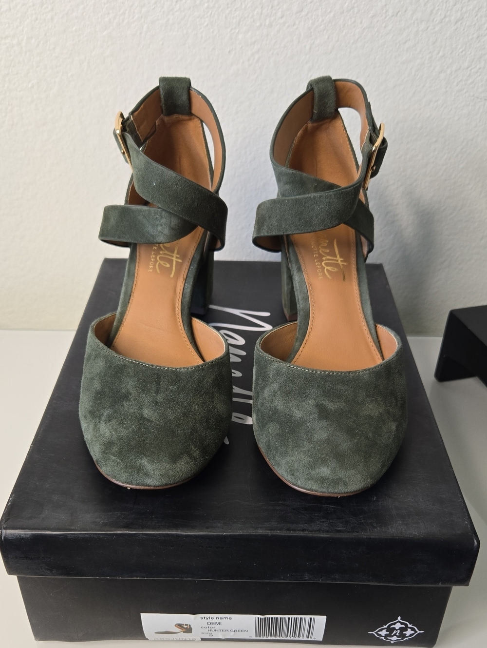 Nanette LAPORE  "Demi" GREEN SUEDE block heel Shoes